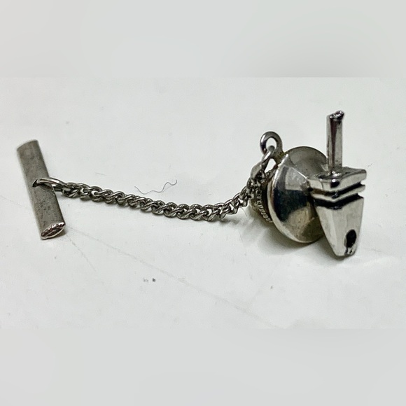 Mid Century Vintage Silver Tone Jewish Dreidle Spinning Gaming Top Tie Tack Pin - Picture 1 of 16